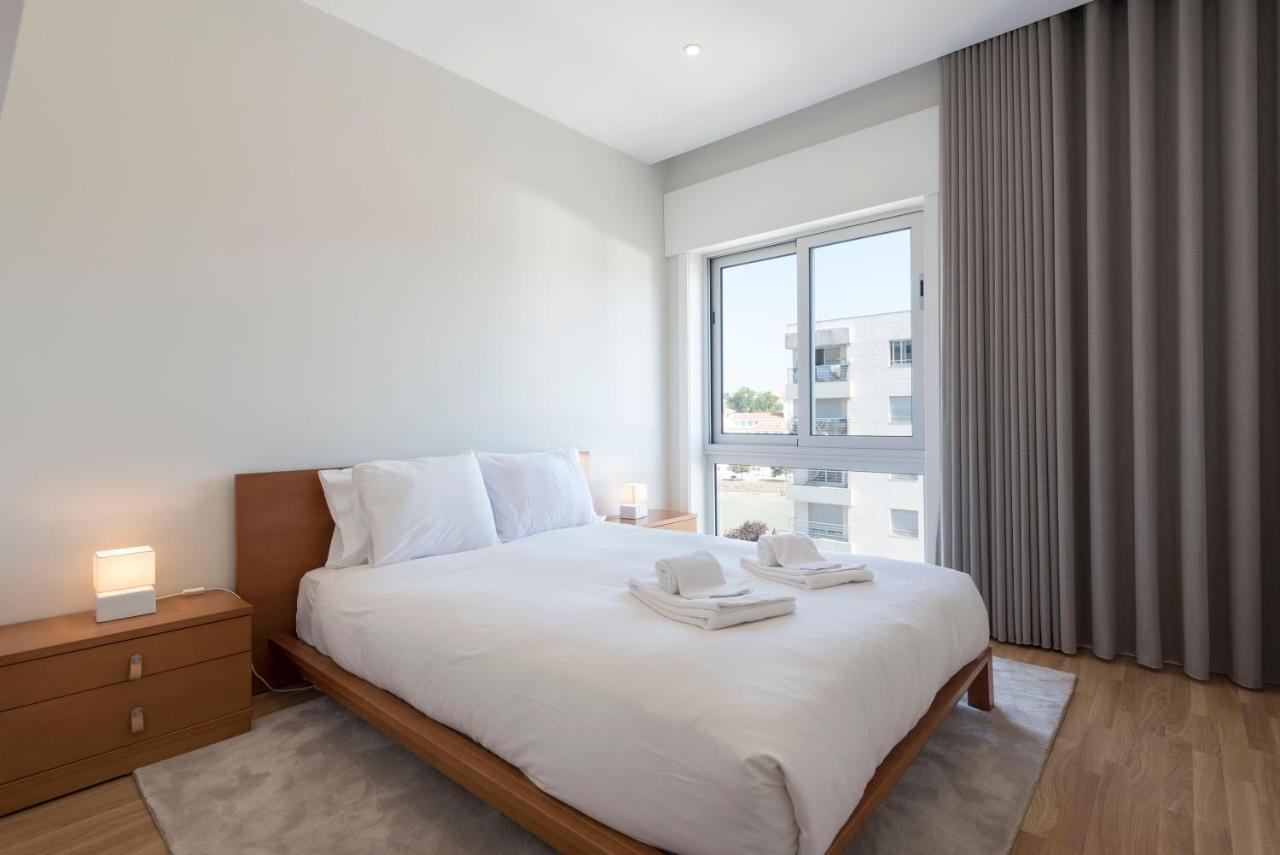 Lovelystay - Downtown Modern 2Br Flat With Free Parking Porto Eksteriør bilde