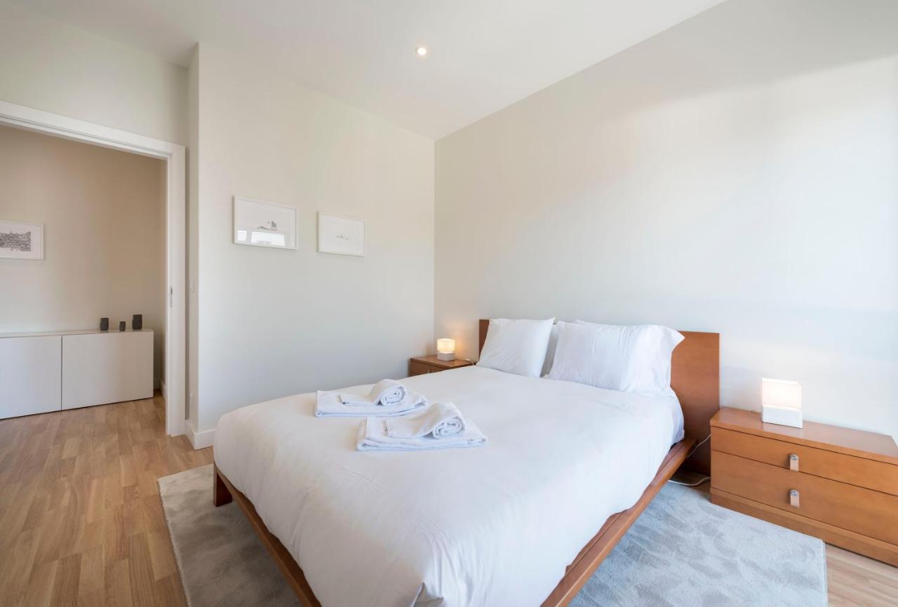 Lovelystay - Downtown Modern 2Br Flat With Free Parking Porto Eksteriør bilde
