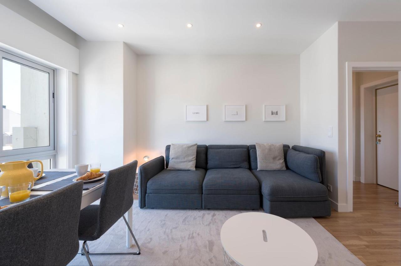 Lovelystay - Downtown Modern 2Br Flat With Free Parking Porto Eksteriør bilde